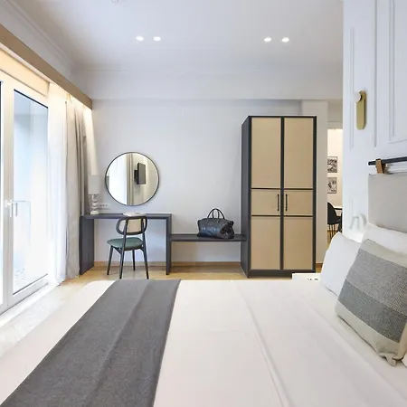 The Athenian Chic Elegant In Kolonaki Apartment